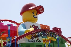 Тематични паркове Heat Up Summer Fun