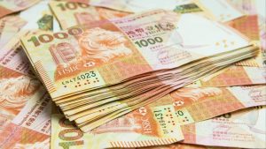 Полицията в Хонконг арестува 18 души заради изпиране на 66 милиона долара приходи от престъпления