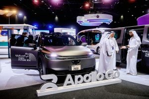 Apollo Go на Baidu демонстрира техника без шофьори в Дубай