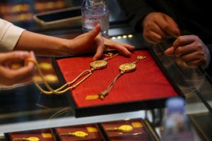 Как китайският бижутер Laopu Gold се превърна в луксозен феномен