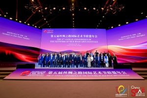 Класически произведения на Kunqu Opera бележат откриването на Международния фестивал на изкуствата в Шанхай