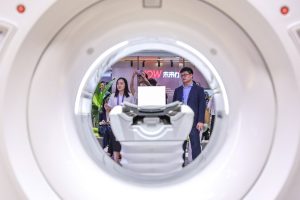 Сделката помага на китайските инвеститори да станат глобални