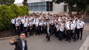 Cathay Pacific в Хонконг разширява обхвата си с нарастването на регионалното напрежение