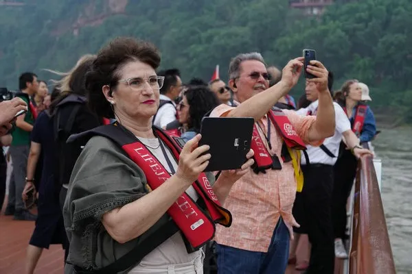 Входящият и изходящ туризъм в Китай набират скорост