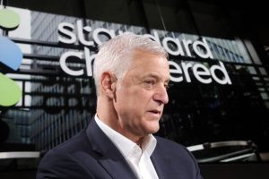 Печалбата на Standard Chartered за 2025 г. скача с 16%, подкрепена от стабилния растеж на управлението на богатството