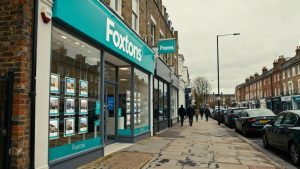 Foxtons demands £200 check-out fee banned since 2019