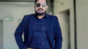 Малайзия се занимава с религиозно и расово напрежение, тъй като 2-ма са обвинени заради провокативни публикации