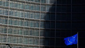 Готова ли е Европа, световната геополитическа боксова круша, да отвърне на удара на САЩ и Китай?