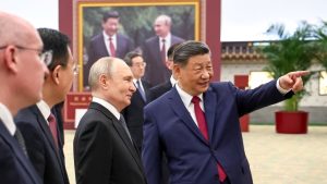 Ключовите взаимодействия на Си с президентите на САЩ и Русия